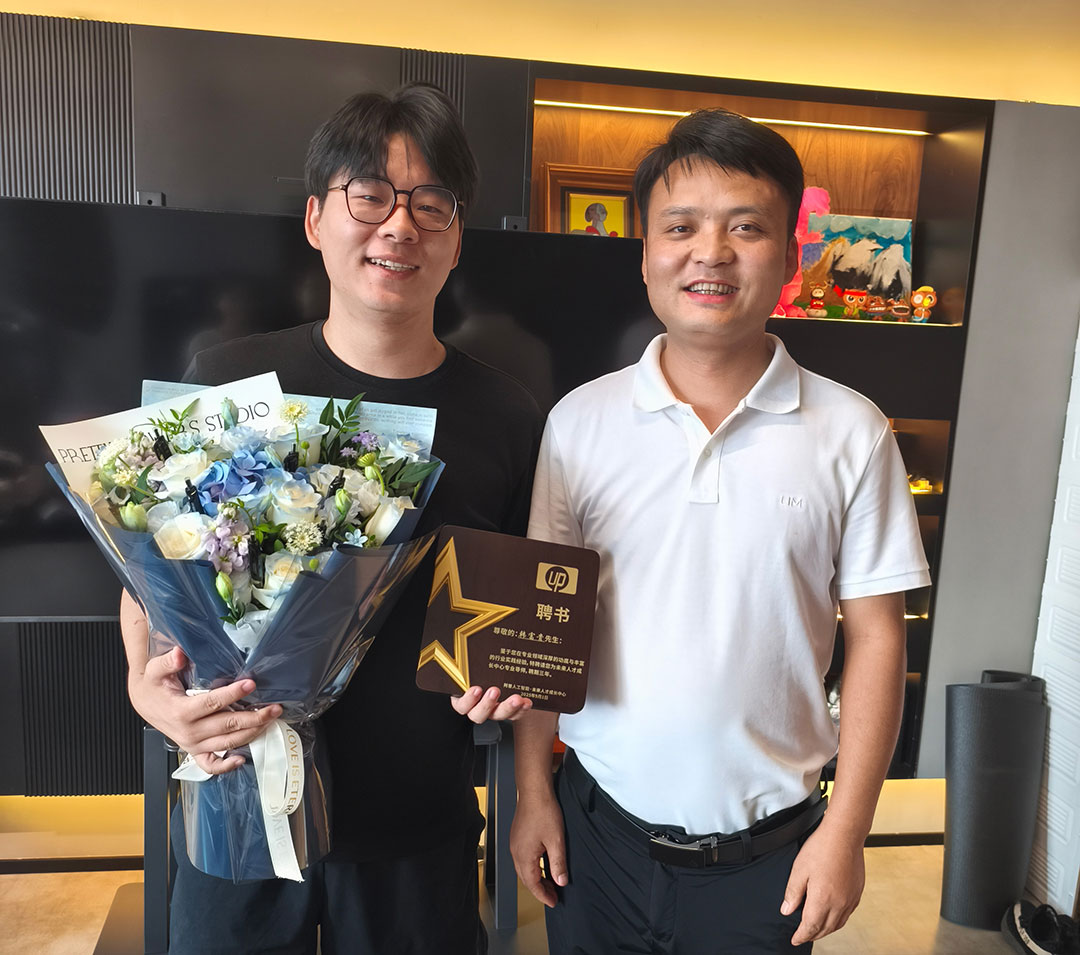 1366538716韩总_1.jpg 1366538716韩总_1.jpg