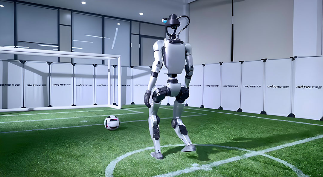 2玉树机器人+_1.jpg 2玉树机器人+_1.jpg