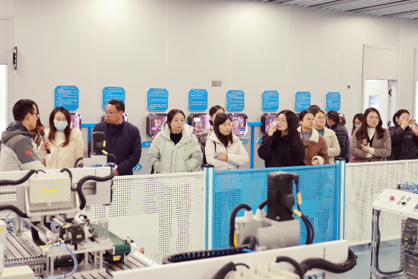 IMG_5502.JPG IMG_5502.JPG